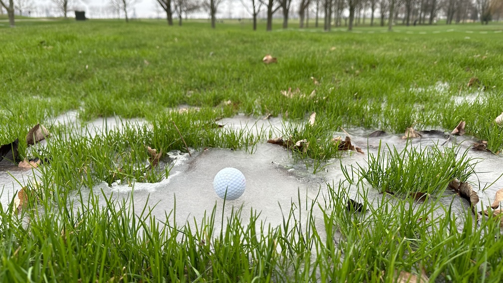 golfen in de herfst en golfen in de winter